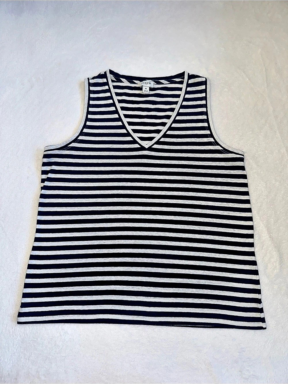 Womens J.Crew Striped V-Neck Tank Top Size Medium M Navy Blue White Nautical
